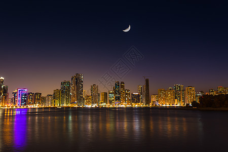 沙迦市的摩天大楼 UAE公园公寓建筑学海湾建筑物住宅图片