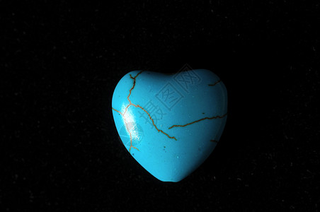蓝色榴石绿松石宝石质地地质宝石学火山护身符地质学手工珠子石头珠宝图片