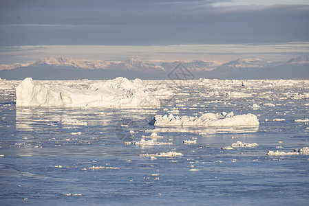 美丽的冰山环境海洋气体冰川旅行天空蓝色图片