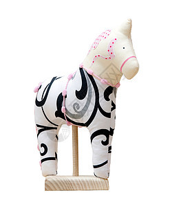 手制柔软的玩具马 在白色与粉红色隔离在斯坦纺织品细绳丝带艺术动物手工编织织物线程材料图片