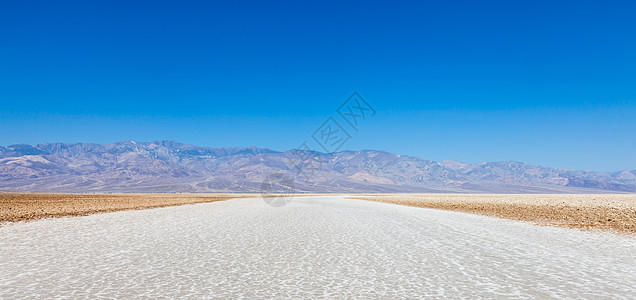坏水点白色沙漠国家天空死亡风景干旱环境公园盆地图片