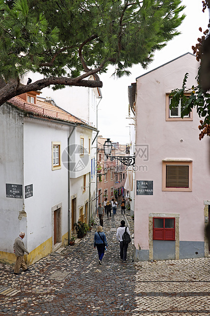 葡萄牙里斯本的中世纪老街图片