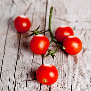 樱桃番茄午餐桌子乡村蔬菜食物叶子绿色沙拉营养红色图片