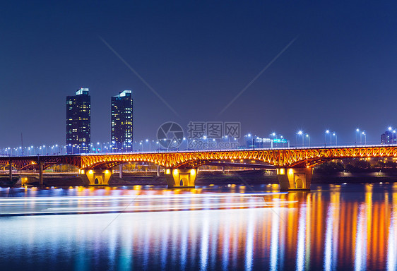 首尔市夜间建筑学住宅景观天际天空办公室城市建筑日落通道图片