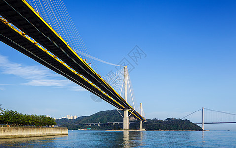 香港的停机桥天空运输通道海岸地标爬坡青马街道天际海洋图片