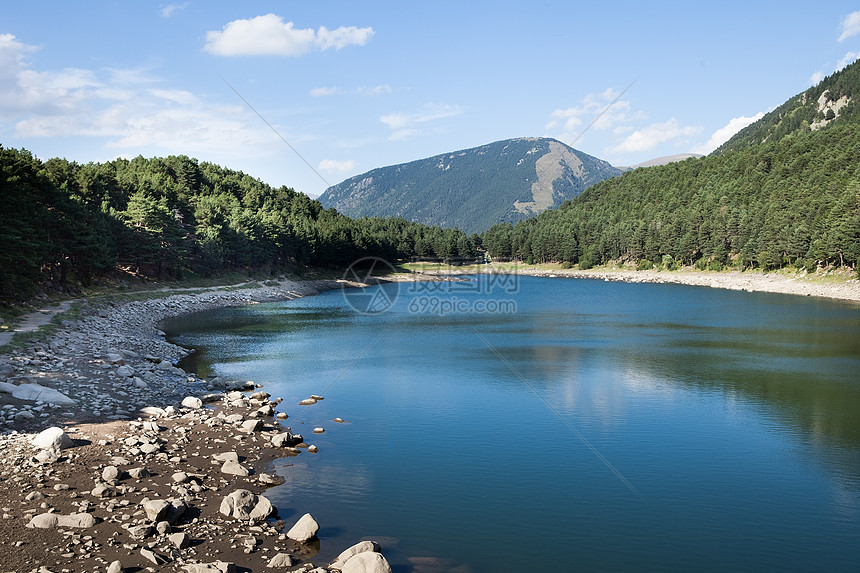 山区湖旅行建筑旅游反射岩石季节玻璃建造公园蓝色图片