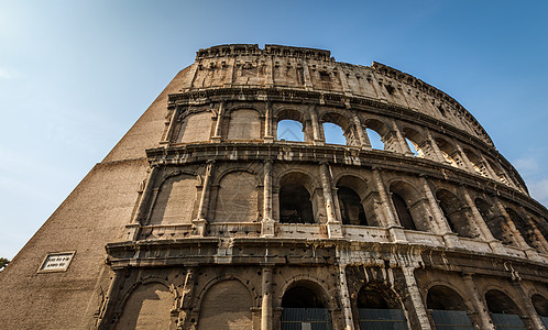 Colosseum或Colizeum 又称亚城市斗兽场建筑景观纪念碑国家旅游古董剧院蓝色图片