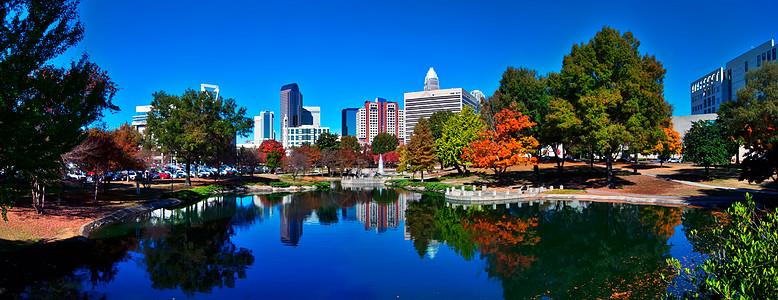 Charlotte 城市天线秋季季节市中心数控植物天际建筑物住宅区季节性景观树木图片