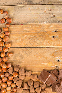 坚果和糖果季节性杏仁巧克力乡村饼干桌子榛子图片