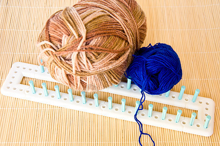 棕色丝绸羊毛爱好针织概念工艺手工创造力图片