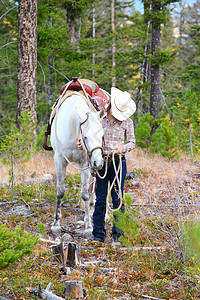 粗发女女牛仔统治女孩成人骑术女性衬衫活动家畜国家帽子图片