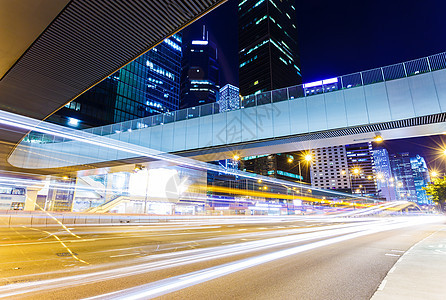 夜间在香港的交通路线踪迹公司天际办公室城市地标商业市中心金融天空图片