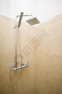 现代淋浴水龙头金属浴室图片