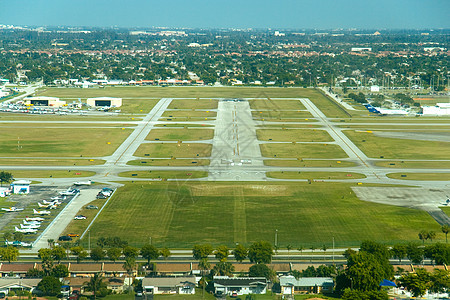 空中机场视图图片