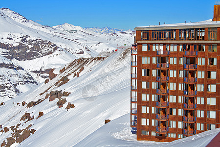 雪雪山边旅馆图片