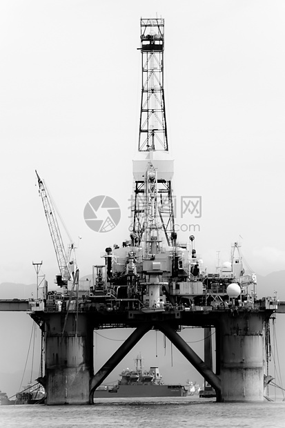 瓜纳巴拉湾的石油平台燃料钻机发电汽油摄影化石海洋炼油厂旅游目的地图片