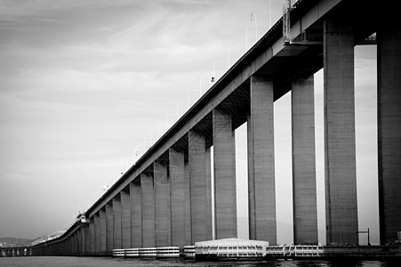 里约内地桥天空建筑白色基础设施海洋黑色图片