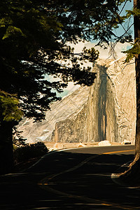 岩层摄影目的地场景阳光岩石地质学旅游自然山谷植被图片