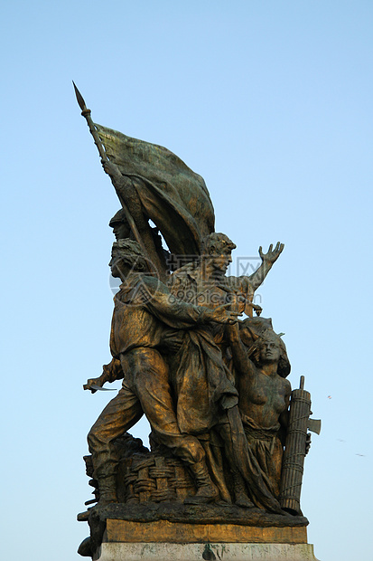 纪念碑上的雕像历史艺术国家文化旅行目的地地标结构旅游视图图片
