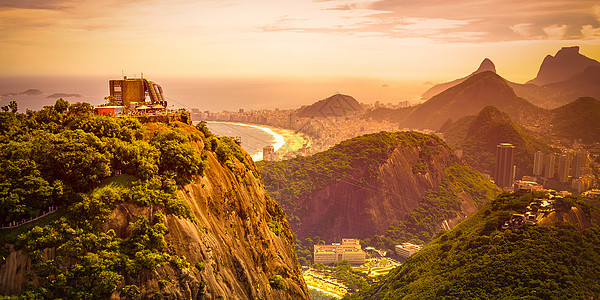 糖甘蔗山水平天空目的地场景山脉摄影日落旅游全景风景图片