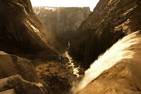 瀑布季节目的地风景地标水平摄影森林场景岩石旅游图片
