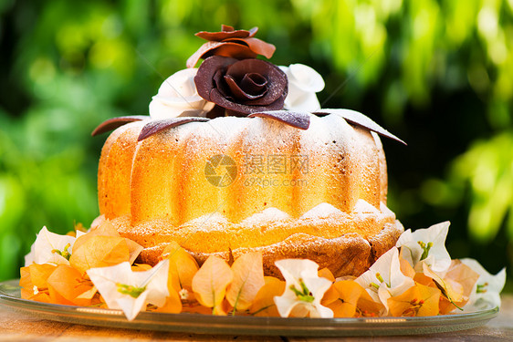 盘子上的瓜凝糖蛋糕甜点美食生日糕点桌子蛋糕食物手工小吃大理石图片