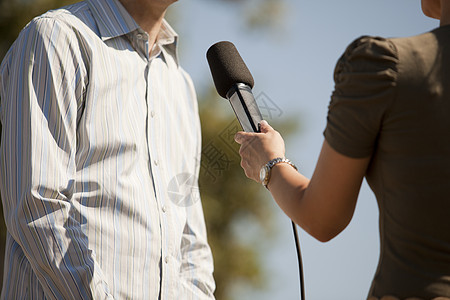 媒体采访记者广播麦克风收音机演讲居住报告文学说话通讯员人民图片