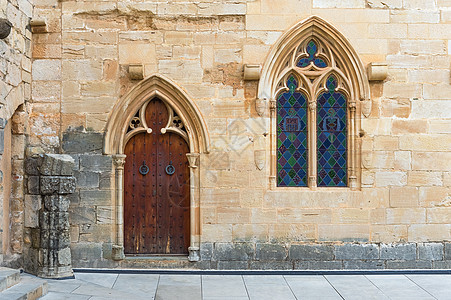 西班牙加泰罗尼亚巴塞罗那附近的波布尔特修道院地方田园建造风光建筑学教会历史窗户大教堂风格图片