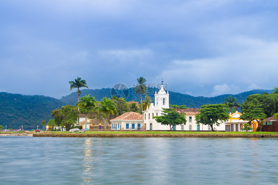 巴西 帕蒂或帕拉蒂 巴西窗户棕榈旅游地标海岸热带城市教会海洋殖民图片