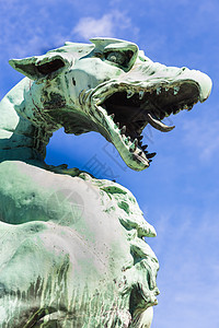 龙桥 斯洛文尼亚卢布尔雅那蓝色石头爬虫传统金属动物神话建筑学怪物地标图片
