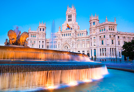 西班牙马德里市Cibeles广场狮子景观文化大厅场景邮政跑步旅游地标国家图片
