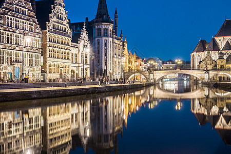 比利时 欧洲根特的莱河岸明信片游客夜生活生活反思纪念碑蓝色旅游天空窗户图片