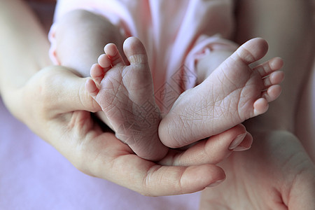 婴儿腿手臂母亲孩子父母家庭指甲手指身体情怀爸爸图片
