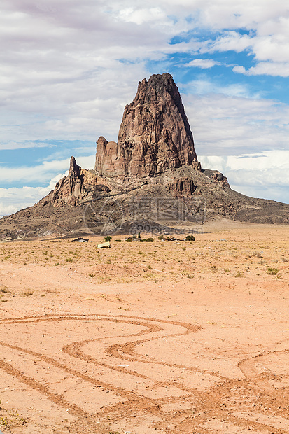 阿塔特拉峰地平线土地沙漠公园红色国家纪念碑火山队长蓝色图片