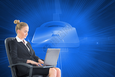 商业女商务人士用笔记本电脑坐在摇摇椅上的综合图像数据计算未来派保护女士女性绘图计算机商务旋转图片
