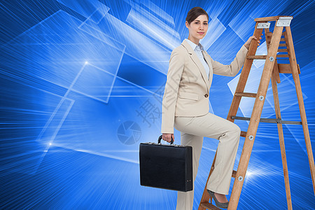 商业妇女以公文包和照相机在职业阶梯上攀爬的复合形象屏幕穿越套装头发蓝色联锁未来派快乐辉光棕色图片