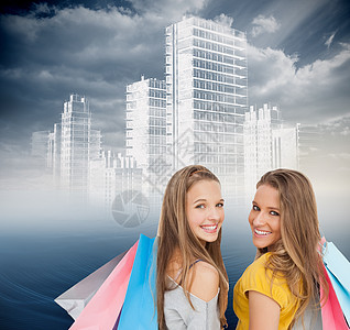 两名携带购物袋的青年妇女的综合形象图象太阳金发晴天计算机蓝色头发海洋长发青少年朋友图片