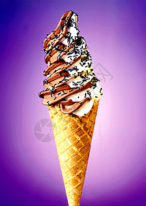 混合香草和巧克力味口味冰淇淋面糖果美食锥体奶制品晶圆酸奶纺纱可可服务味道图片