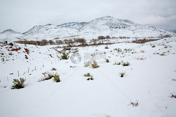 美国内华达州山中春雪荒野岩石风景衬套高山地标悬崖假期旅行首脑图片