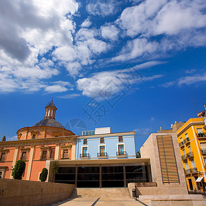 巴伦西亚市中心大教堂和Basilica西班牙天空阳光纪念碑古董石头建筑太阳晴天建筑学地标图片