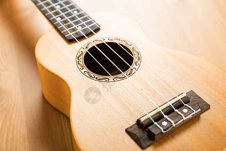 木本底 Ukulele艺术孩子棕色细绳电线红色横向吉他音乐白色图片