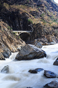 虎皮河谷飞溅山沟跳跃危险旅行洪水勘探紧迫感住宅小区文化图片