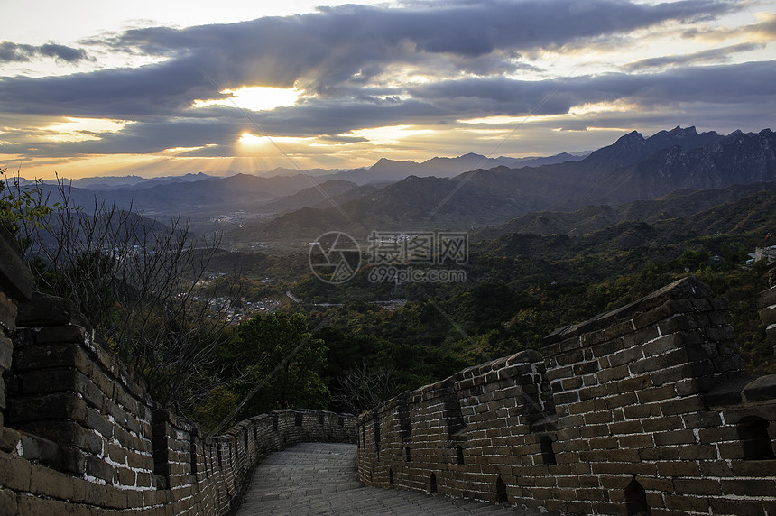 隔离墙历史性边界历史石头日落地标建筑学文化天空旅行图片