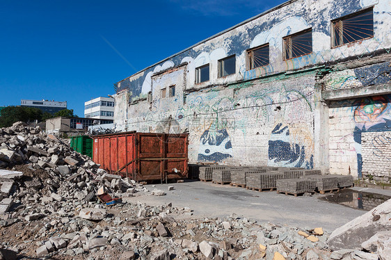 建筑工地堆满瓦砾材料职场垃圾破坏砂浆碎片劳动残骸拆除遗迹图片