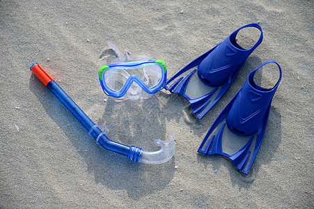 游泳工具呼吸管衣服海滩游泳衣脚蹼爱好运动蓝色乐趣橡皮图片
