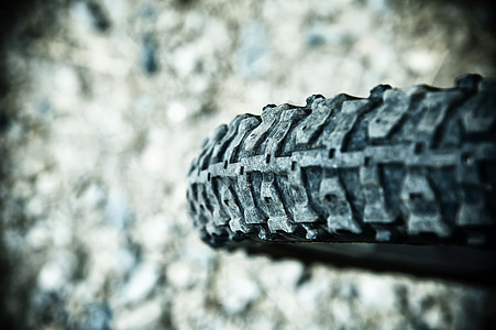 自行车轮胎黑色乐趣车轮运输轮缘车辆山地车娱乐锻炼爱好背景图片