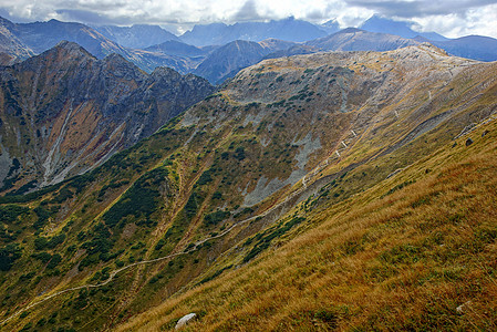 红山峰 波兰塔特拉斯山脉游客爬坡假期森林踪迹旅游石头旅行国家风景图片