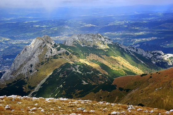 红山峰 波兰塔特拉斯山脉石头风景农村晴天公园森林游客旅行踪迹假期图片