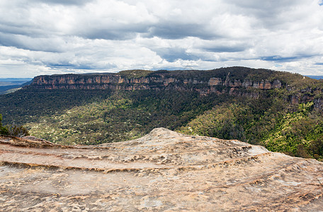 澳大利亚蓝山的滑坡勘察区顶峰风景土地场景卡通巴岩石环境悬崖森林地标图片