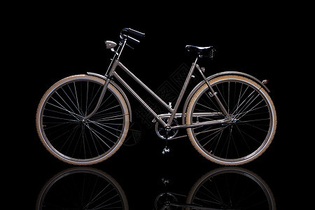 旧旧修旧的回式自行车踏板旅行闲暇反射框架黑色车轮座位古董金属图片
